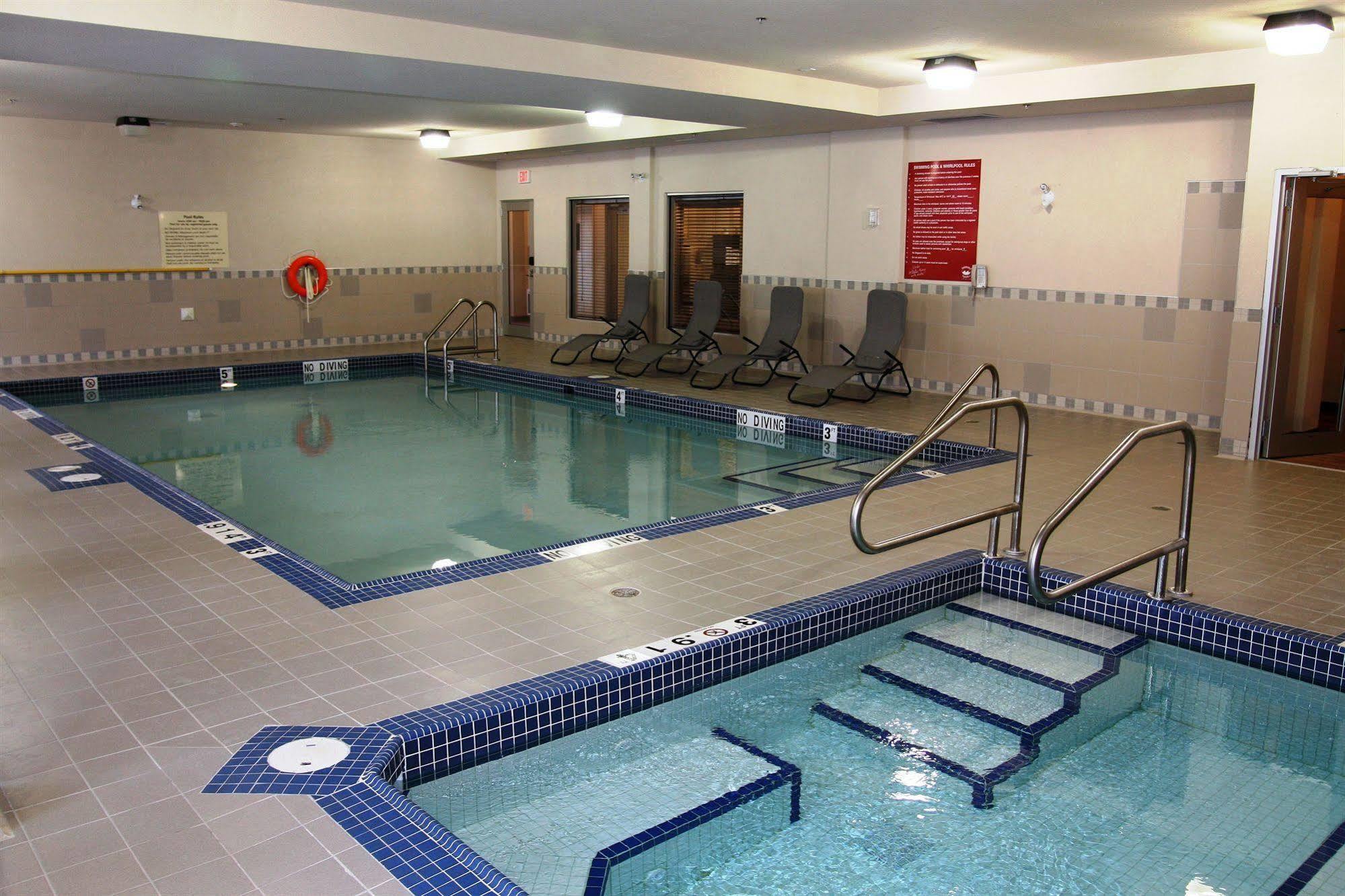 Hampton Inn By Hilton Edmonton South Extérieur photo